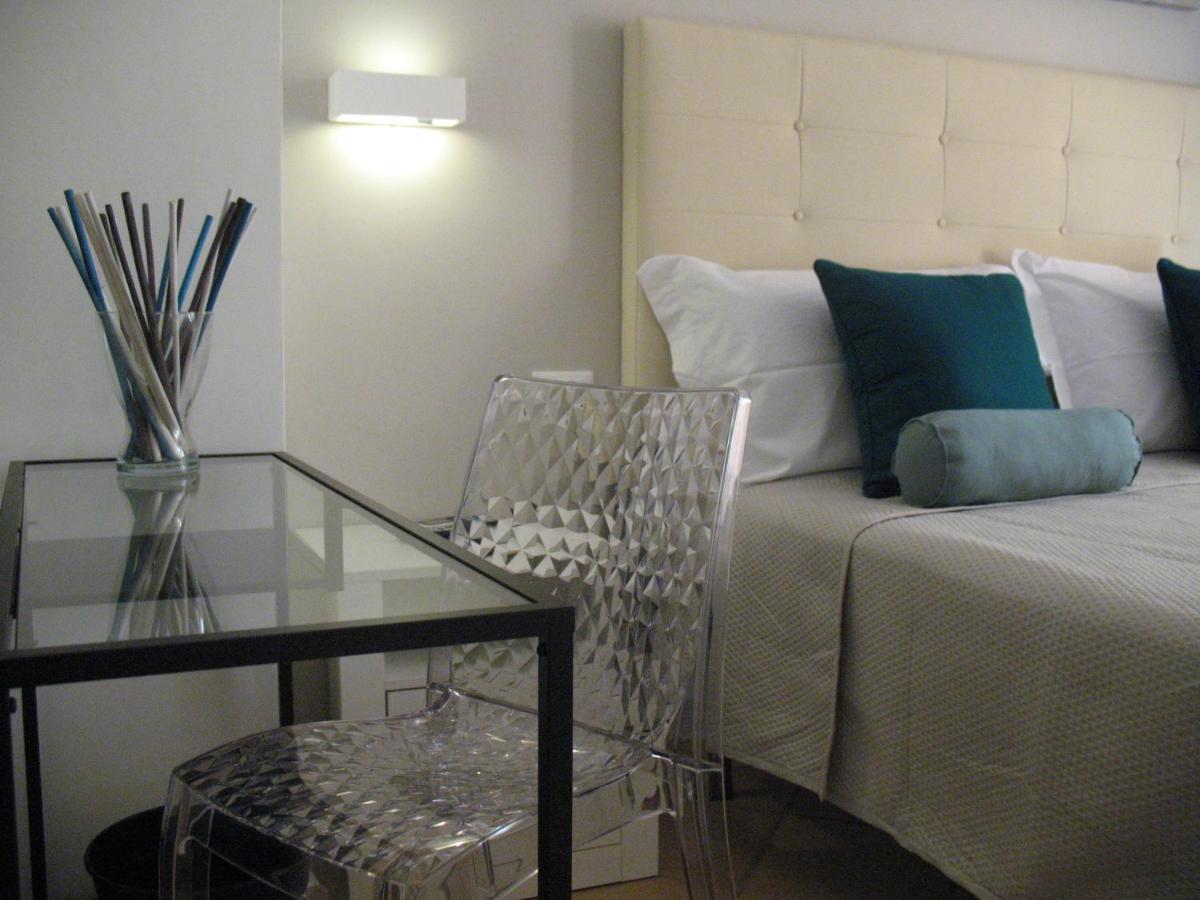 Bed&Bed Tommaso Fazzello Only Rooms Taormina Exterior foto