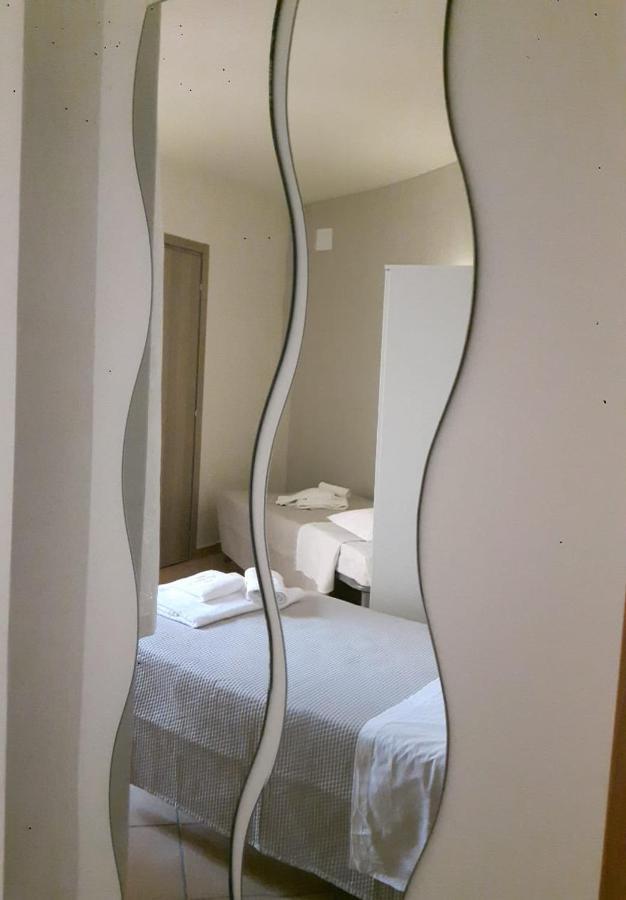 Bed&Bed Tommaso Fazzello Only Rooms Taormina Quarto foto