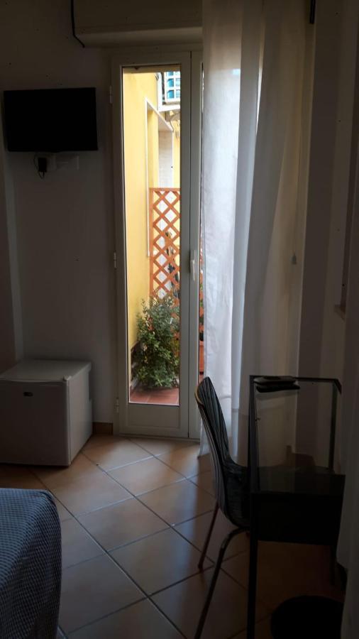 Bed&Bed Tommaso Fazzello Only Rooms Taormina Quarto foto