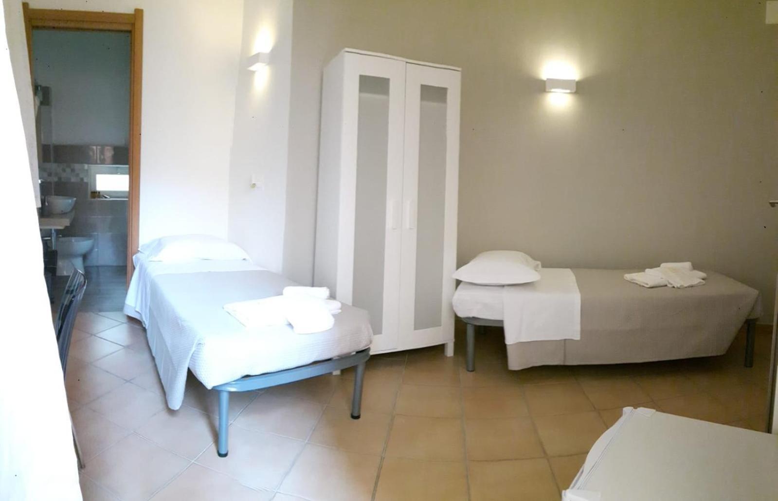 Bed&Bed Tommaso Fazzello Only Rooms Taormina Quarto foto